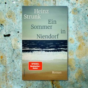 Juni 2022 - Der neue Roman von Heinz Strunk