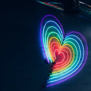 Juni 2022 - LGBTQ+ Buchtitel