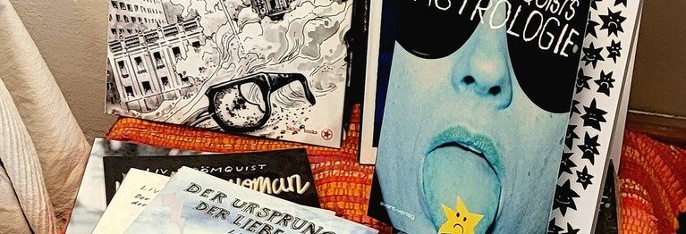 ... und viele mehr. Wir laden euch herzlich ein, schönste graphic novels aus dem reprodukt Verlag & dem avant Verlag und vielen anderen Verlagen mehr zu entdecken!