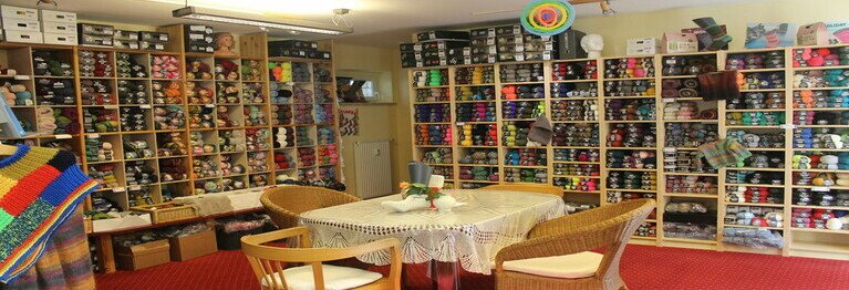 Wir halten eine große Auswahl Wolle in bester Qualität für Sie bereit.