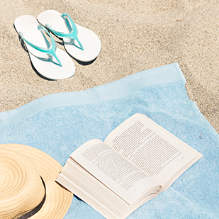 Romanempfehlungen f&uuml;r den Sommer - &ldquo;Out of Office&rdquo; mit diesen Sommerromanen